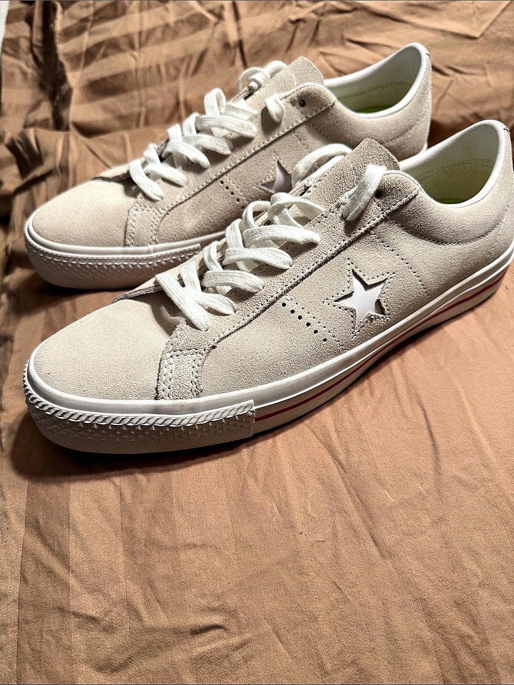 Converse Men's Sneakers US 10.5 White & Red suede
